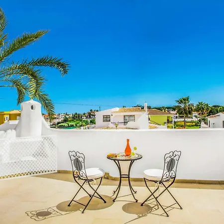 Casa Dos Amigos Villa *