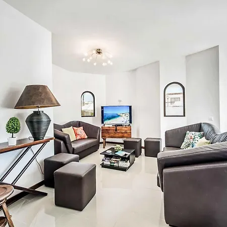 Casa Dos Amigos *